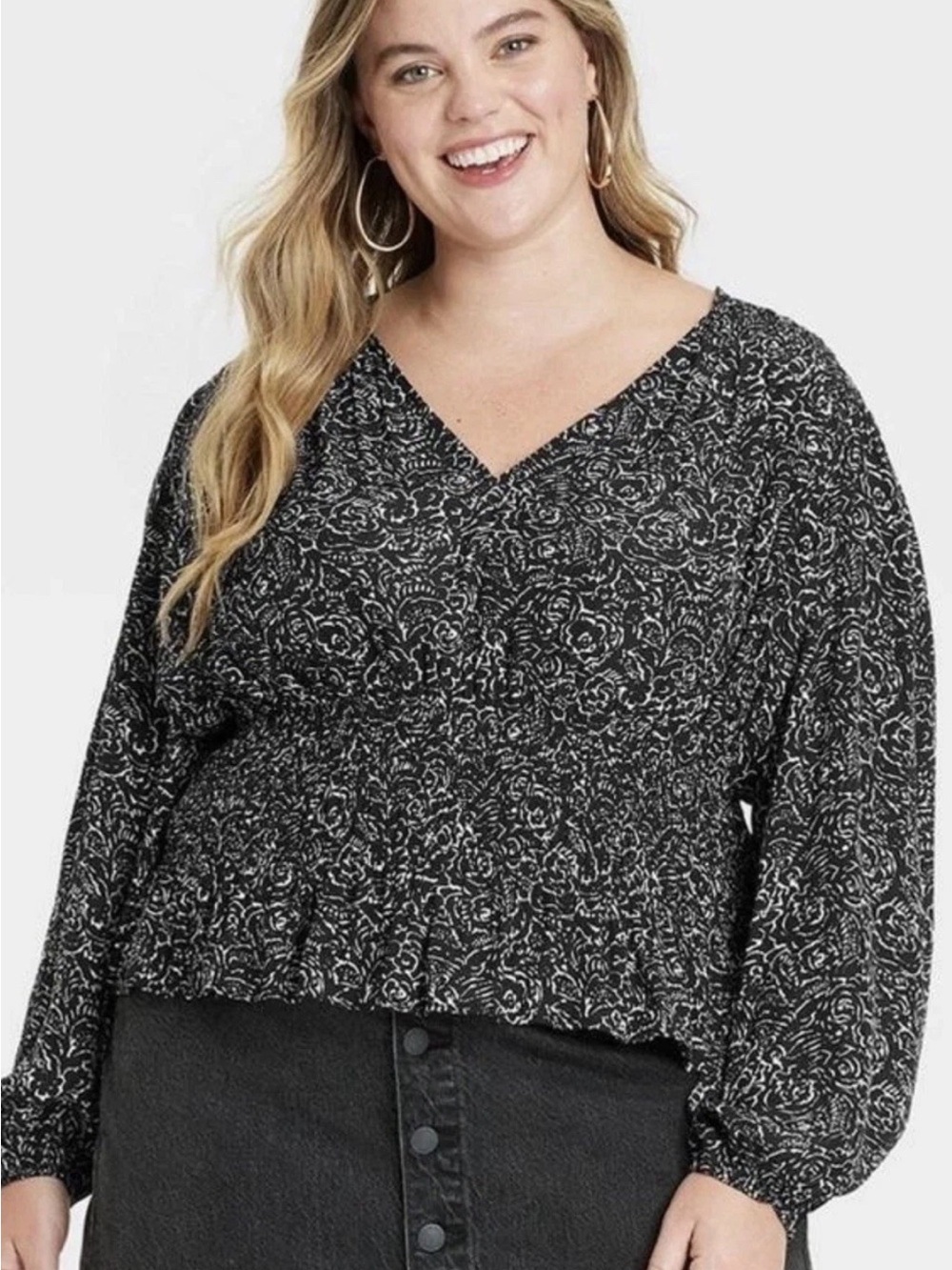 Universal Thread Long Sleeve Smocked Blouse – Black & White Floral | NWT